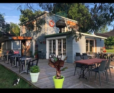 Murs commerciaux d'une guinguette- Terrasse et charme