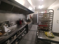  Restaurant rénové à vendre – Emplacement premium – Zone dynamique de Vannes