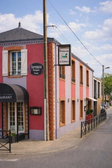 MURS COMMERCIAUX LIBRE– RESTAURANT EMPLACEMENT N°1 – AXE PORNIC - FRESNAY EN RETZ  (44)
