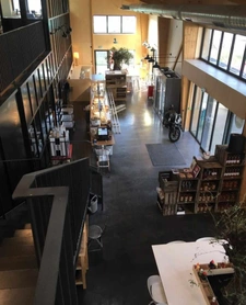 À Vendre – Local Commercial Exceptionnel en Zone Artisanale