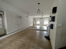 Murs libres - Bar-Tabac-Restaurant avec logement