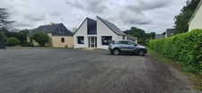 LOCAL COMMERCIAL 35m² – EMPLACEMENT STRATÉGIQUE – GRAND PARKING – SAINT-JEAN-LA-POTERIE