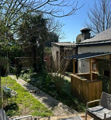 Immeuble de rapport 280 m² – Rendement 8 % – Rue Bernard – Local commercial + 2 appartements - LA ROCHE BERNARD (56)