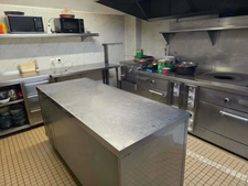À VENDRE – FONDS DE COMMERCE RESTAURANT – HYPER CENTRE DE VANNES (56)