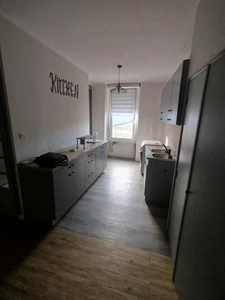 Murs libres - Bar-Tabac-Restaurant avec logement