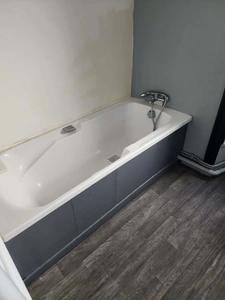 BAR – PETITE RESTAURATION – LICENCE IV – VENTE MURS LIBRES – CENTRE-VILLE REDON 35