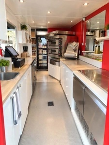 RESTAURATION SPÉCIALISÉ DANS LA PIZZA – EMPLACEMENT N°1 – BELLE RENTABILITÉ - Proche de LA ROCHE BERNARD (44)