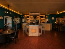 À VENDRE – FONDS DE COMMERCE BAR, RESTAURANT & ÉVÉNEMENTIEL SAVENAY (44)
