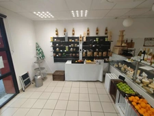 À vendre – Épicerie fine, fromagerie, primeur et cave 