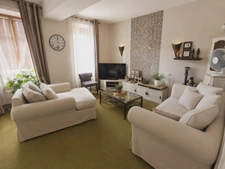 FONDS DE COMMERCE – RESTAURANT TRADITIONNEL À 5 MINUTES DE QUESTEMBERT – CAUSE RETRAITE – APPARTEMENT 4 CHAMBRES