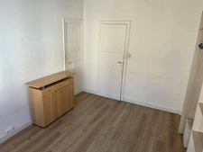 Immeuble de rapport 280 m² – Rendement 8 % – Rue Bernard – Local commercial + 2 appartements - LA ROCHE BERNARD (56)