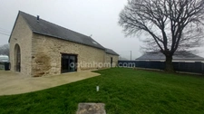 Maison 2 chambres, mezzanine, garage et jardin