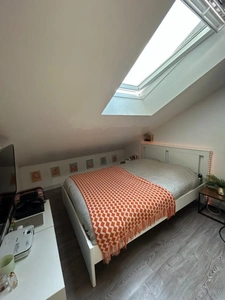 Immeuble de rapport 280 m² – Rendement 8 % – Rue Bernard – Local commercial + 2 appartements - LA ROCHE BERNARD (56)