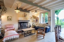 Dpt Gironde (33), à vendre QUINSAC maison 111 m², 3 chambres et dépendance - Jardin de 100 m² 