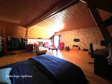 Propriété de charme à la campagne – 305 m² habitables sur 4,8 hectares avec piscine et dépendances