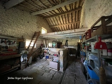 Propriété de charme à la campagne – 305 m² habitables sur 4,8 hectares avec piscine et dépendances