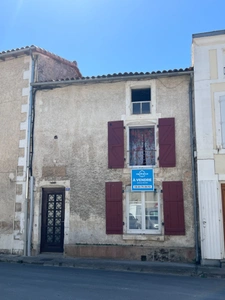 Maison à vendre 5 pièces LA MOTHE SAINT HERAY (79)
