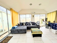 Maison à vendre 5 pièces - PISCINE - TERRAIN : 6000m2 - LES BORDES (45)