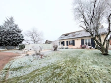 Maison à vendre 5 pièces - PISCINE - TERRAIN : 6000m2 - LES BORDES (45)