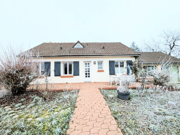 Maison à vendre 5 pièces - PISCINE - TERRAIN : 6000m2 - LES BORDES (45)