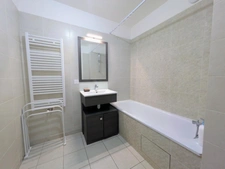 A LOUER - Apt T3 BIS - 72m2 + BALCON + PARKING - COEUR DE VILLE - BEZONS (95)