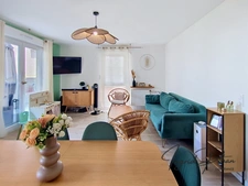 A LOUER - Apt T3 BIS - 72m2 + BALCON + PARKING - COEUR DE VILLE - BEZONS (95)