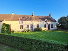Longère à vendre 207 m² – Terrain 1 200 m² – Amilly (45)