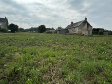 Dpt Maine et Loire (49), à vendre proche de JARZE terrain d'environ 1970 M².Possibilité de division.