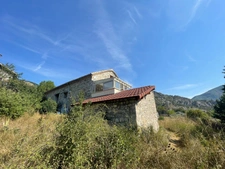 Maison en pierre à vendre 5 pièces  (140m2 habitable)