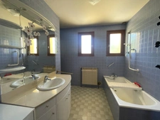 Maison à vendre 5 pièces  ()