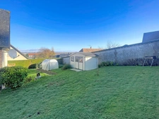 Maison familiale avec sous-sol compet et grand terrain au calm - La Rivière-Saint-Sauveur