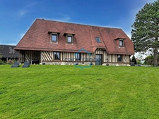 Ancienne grange rénovée – volumes, confort moderne et potentiel à finaliser
