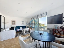 Trouville-sur-Mer – Appartement F2 avec vue mer, balcon, cave et stationnement privatif