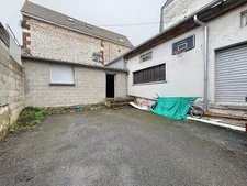 Local professionnel d’environ 150 m² à vendre à Petit-Couronne