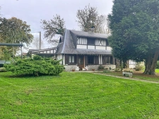 Maison familiale au calme avec grand terrain – Bouquetot