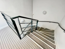 Dpt Finistère (29), à louer PLOUGUERNEAU CENTRE VILLE, Appartement T2 de 71,47 M2 avec terrasse au 2ème étage avec ascenseur