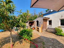 ILE DE GROIX - Domaine 9600m2, 2 habitations. Maison de154m2 sortie d'un livre d'aventure!