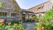 RIEC SUR BELON – Propriété de caractère entre les ports – Restaurant de charme et habitation