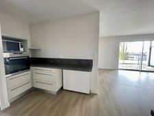 Dpt Finistère (29), à louer PLOUGUERNEAU appartement T2   