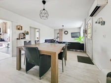 Pont-Aven – Maison en pierres rénovée 180 m² + T3 indépendant louable – Rentabilité immédiate – 2 habitations – Dépendances