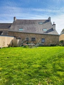 Riec sur Belon - RARE!!! Maison en pierre rénovée 220 m² + parcelle à bâtir en centre-bourg