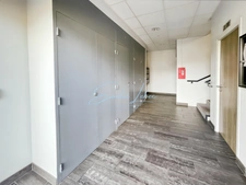 Dpt Finistère (29), à louer PLOUGUERNEAU CENTRE VILLE, Appartement T2 de 71,47 M2 avec terrasse au 2ème étage avec ascenseur