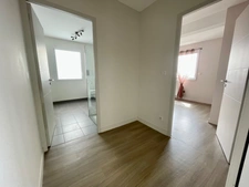 Dpt Finistère (29), à louer PLOUGUERNEAU appartement T2   