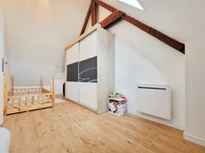 NEVEZ - Superbe duplex T3 rénové, esprit loft, à 7 minutes des plages, au calme, centre bourg!