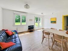 Riec-sur-Bélon – Maison rénovée avec vie de plain-pied, au calme, secteur de Coat Pin