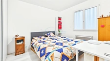 Querrien / NUE-PROPRIETE – Opportunité rare : maison récente 3 chambres, plain-pied avec jardin !