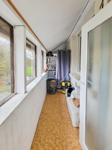 Pont-Aven – Immeuble rénové, T3 et T5, grand jardin, proximité de tout.