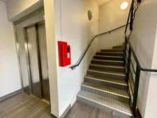 Dpt Finistère (29), à louer PLOUGUERNEAU CENTRE VILLE, Appartement T2 de 71,47 M2 avec terrasse au 2ème étage avec ascenseur