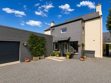 Riec-sur-Bélon – Maison entièrement rénovée – 110 m² – 3 chambres – Terrain de 1 500 m²