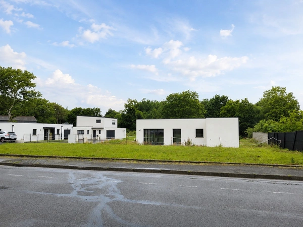Riec sur Belon - Terrain 502m² viabilisé - Mix habitation et commercial - Centre bourg 